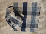 Geblokte shawl sjaal, Ophalen of Verzenden, Sjaal, Zo goed als nieuw, Maat 46/48 (XL) of groter