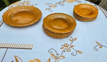 Set Provençaalse borden Ravel Decroix Aubagne beschikbaar voor biedingen