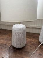 2x Westwing Pauline Tafellamp - Wit, Ophalen, Zo goed als nieuw, Stof