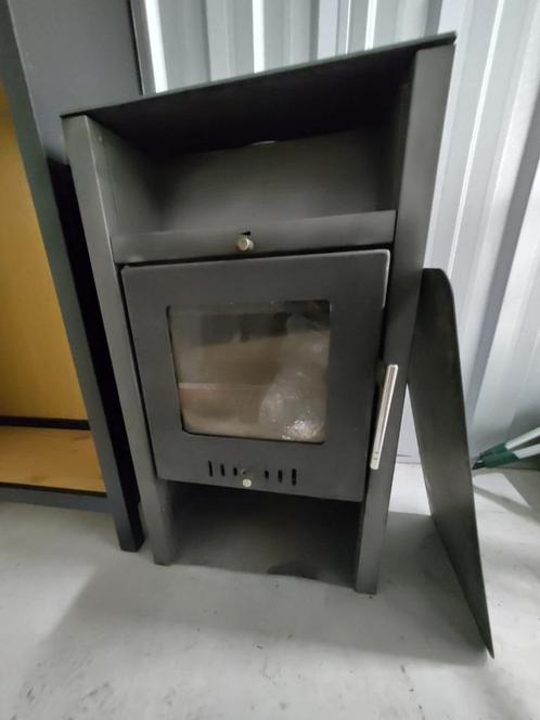 Houtkachel met compleet rookkanaal, daktoebehoren, Huis en Inrichting, Kachels, Gebruikt, Vrijstaand, Houtkachel, Hout, Ophalen