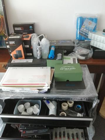 Tattoo starter set twv ca. €1000 beschikbaar voor biedingen