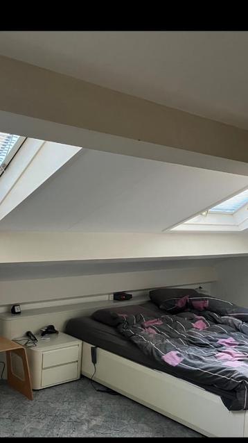 Bed ombouw met achterwand 180x200 gratis afhalen