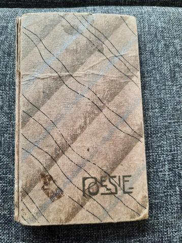 Poëzie album 1941 - 1944 beschikbaar voor biedingen