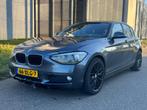 BMW 1-serie 116i Business+ AUTOMAAT | SCHADE | ENKEL EXPORT, Auto's, BMW, Euro 5, Gebruikt, 4 cilinders, Origineel Nederlands