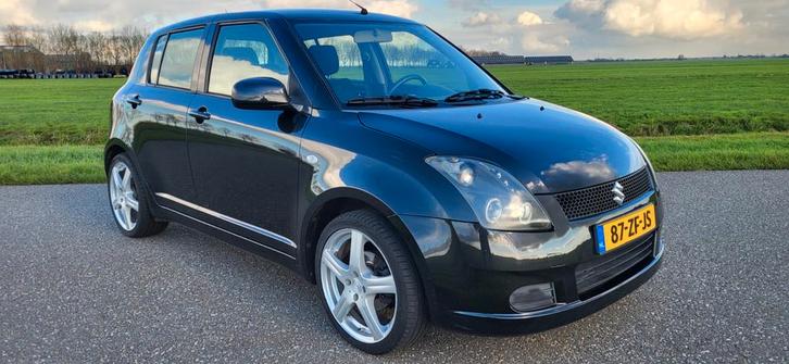 Stoere Suzuki Swift 1.3 5D 2008 Zwart Navi 17 Inch Lm, Auto's, Suzuki, Bedrijf, Swift, ABS, Airbags, Airconditioning, Android Auto