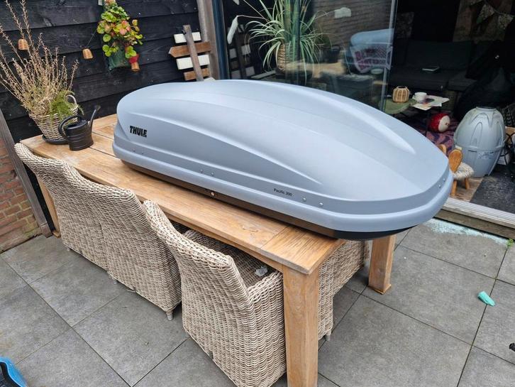 TE HUUR: Dakkoffer Thule pacific 200, Auto diversen, Dakkoffers, Zo goed als nieuw, Ophalen
