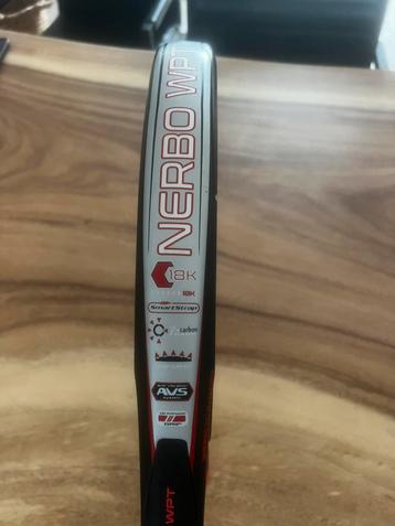 Nox padelracket – gebruikt, met beschadiging beschikbaar voor biedingen