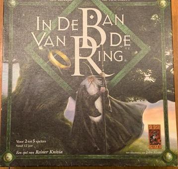 In de ban van de ring beschikbaar voor biedingen