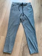 Grijs gestreepte broek, Studio Anneloes, maat S, Kleding | Dames, Broeken en Pantalons, Ophalen, Studio Anneloes, Zo goed als nieuw