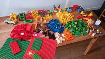 Heel veel Duplo in alle kleuren en maten! beschikbaar voor biedingen