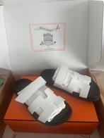 Hermes chypre sandalen maat 37 wit NIEUW IN DOOS, Kleding | Dames, Schoenen, Ophalen of Verzenden, Zo goed als nieuw, Wit, Sandalen of Muiltjes