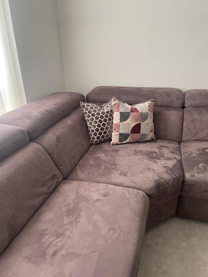 Taupe Hoekbank in Goede Staat - Wegens Verhuizing!, Huis en Inrichting, Banken | Bankstellen, Zo goed als nieuw, Hoekbank, Vierpersoons of meer