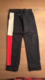 Tommy Hilfiger joggingbroek maat 128, Kinderen en Baby's, Kinderkleding | Maat 128, Broek, Verzenden, Jongen of Meisje, Tommy Hilfiger