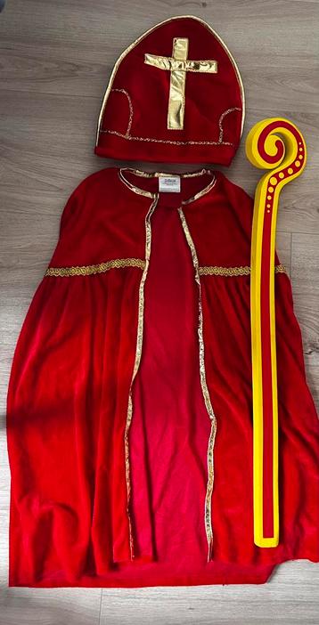 Sinterklaaspak in zeer goede staat! 5-10 jaar beschikbaar voor biedingen