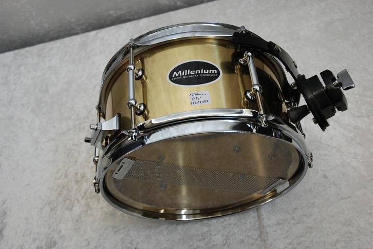 Millenium Sidesnare messing met Rims 10x5 inch <25252353>, Muziek en Instrumenten, Instrumenten | Onderdelen, Gebruikt, Drums of Percussie