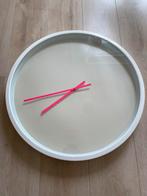 Zuiver klok time bandit - wit roze - 60cm, Ophalen, Zo goed als nieuw