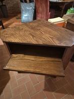 Hoek kastje, Ophalen