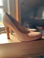 Unisa suède pumps, Ophalen of Verzenden