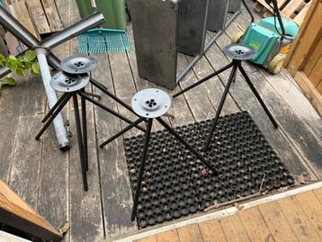 4x Frame / onderstel multifunctioneel: stoel, tafel, etc beschikbaar voor biedingen