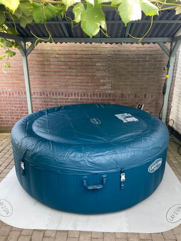 LAY-Z-SPA milan jacuzzi blauw beschikbaar voor biedingen