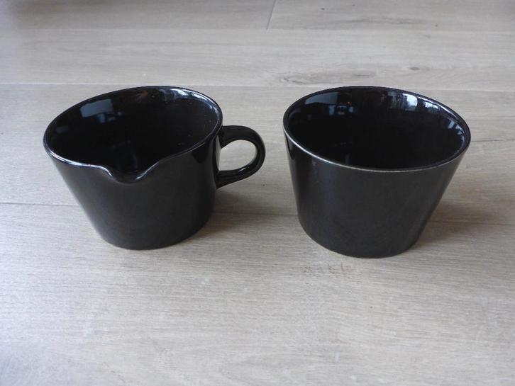 Roomstelletje Arabia Kilta., Huis en Inrichting, Keuken | Servies, Gebruikt, Overige typen, Overige stijlen, Keramiek, Ophalen of Verzenden