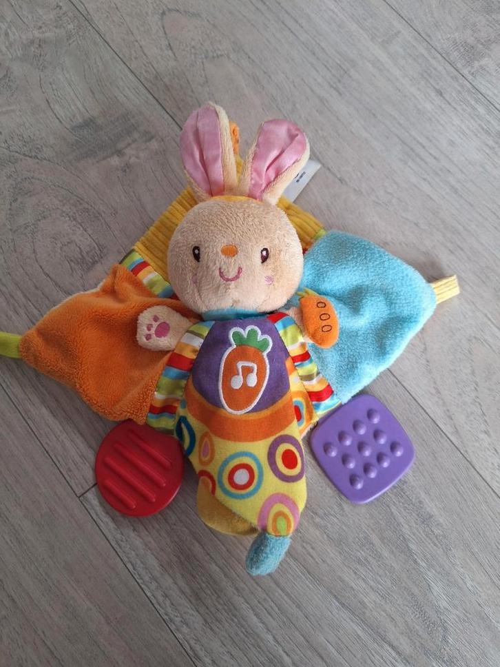 Knuffel konijntje 2 in 1 van Vtech, Kinderen en Baby's, Speelgoed | Babyspeelgoed, Nieuw, Rammelaar, Met geluid, Ophalen of Verzenden