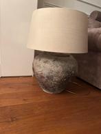 Grote kruik lamp beige kap, Huis en Inrichting, Ophalen of Verzenden, Zo goed als nieuw, Stof, 50 tot 75 cm