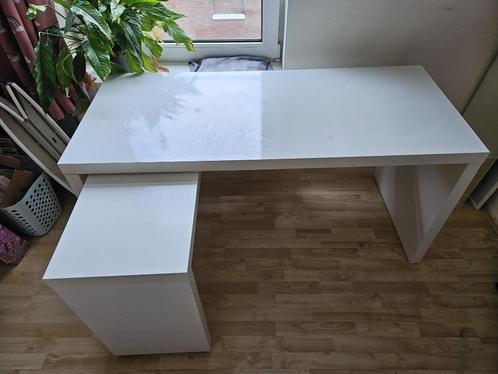 Bureau Malm, Huis en Inrichting, Bureaus, Gebruikt, Bureau, Ophalen