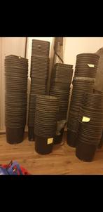 Bloempotten / Kweekpotten 200/300 stuks- Diverse maten, Minder dan 75 liter, Ophalen, Gebruikt, Kunststof