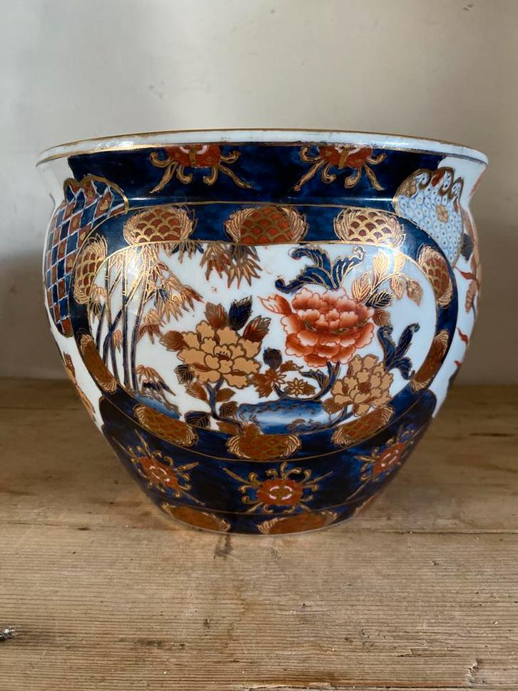 Imari cache pot, Antiek en Kunst, Antiek | Woonaccessoires, Ophalen of Verzenden