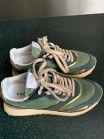 Ghoud sneakers - Zo goed als nieuw Groen/Goud 38 €230,00, Ophalen of Verzenden, Groen, Sneakers of Gympen, Zo goed als nieuw