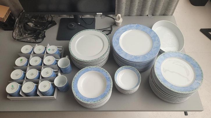 ServiesSet 74 delig | Arzberg 'Merison', Huis en Inrichting, Keuken | Servies, Zo goed als nieuw, Overige typen, Overige stijlen