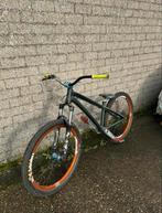 Dirjumper bmx fiets, Fietsen en Brommers, Ophalen of Verzenden, Zo goed als nieuw, Staal