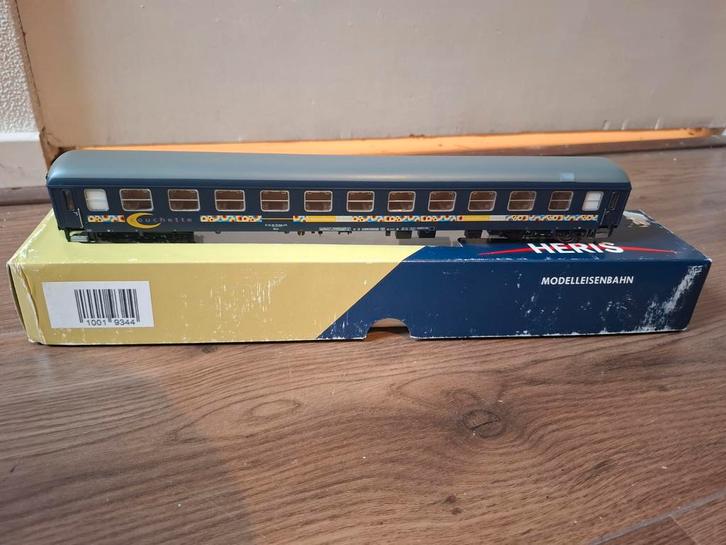 Heris H0 12206 Couchette Liegewagen EETC zonnebloemband (1), Hobby en Vrije tijd, Modeltreinen | H0, Zo goed als nieuw, Gelijkstroom