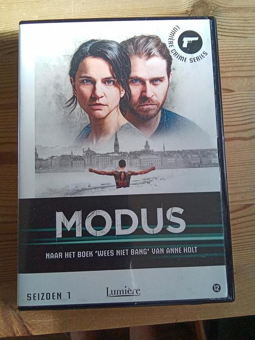Modus seizoen 1 Lumière Scandinavische serie, Cd's en Dvd's, Dvd's | Tv en Series, Zo goed als nieuw, Ophalen of Verzenden