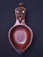 Maori lepel gesigneerd  Ruihana Rotorua, Ophalen of Verzenden