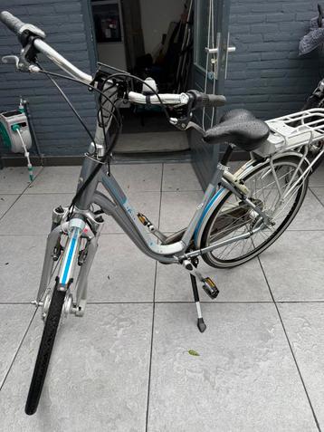 Goede staat fiets beschikbaar voor biedingen