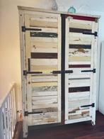 Decoratieve, stevige (kleding) kast, PH Eek stijl, Ophalen