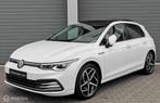 Volkswagen Golf 1.5 eTSI STYLE 150PK/DSG/ACC/NAV/CAMERA/PANO, 1498 cc, Zwart, 4 cilinders, 150 pk