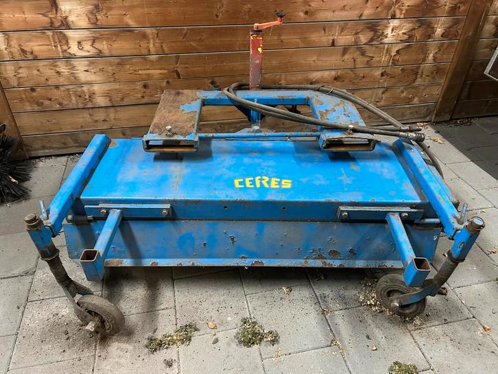 Gebruikte Veegmachine - Ceres, Tuin en Terras, Veegmachines, Ophalen of Verzenden