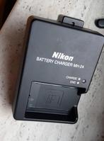 Nieuwe Nikon MH-24 lader voor de EN-EL14 accu, Audio, Tv en Foto, Ophalen of Verzenden, Nieuw