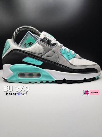Nike Air Max 90 Recraft 'Turquoise'
Maat: 37.5 beschikbaar voor biedingen