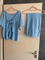 May Gem mooi blauw zomers pak met broderie mt 42/44 ZGAN, Blauw, Maat 42/44 (L), Ophalen of Verzenden, Zo goed als nieuw