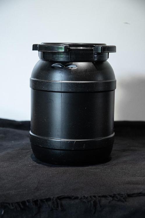 Zwarte CurTec 6L Voerton / Waterkluis (nog 6 beschikbaar), Dieren en Toebehoren, Hondenvoerbakken en Drinkbakken, Zo goed als nieuw