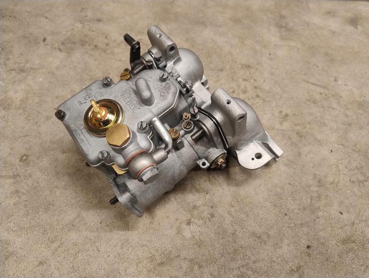 Weber 40DCOE carburateur met Mini inlaatspruitstuk, Auto-onderdelen, Brandstofsystemen, Mini, Gebruikt, Ophalen