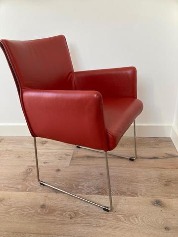 Leren eetkamer stoelen beschikbaar voor biedingen
