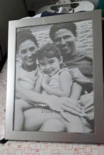 Aluminium fotolijst met glas voor 2130 cm foto / photoframe beschikbaar voor biedingen