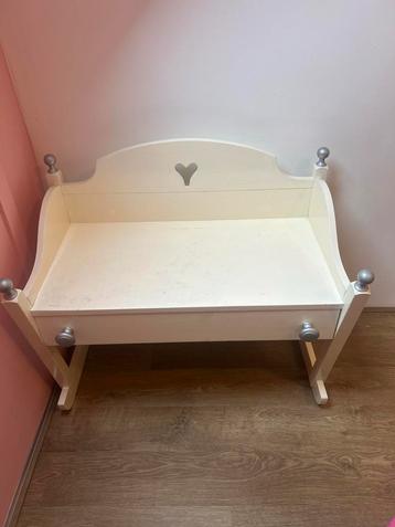 Prinsessen Bureau met lade beschikbaar voor biedingen