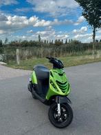 Piaggio Zip 2 takt 70cc, Fietsen en Brommers, Scooters | Piaggio, Ophalen, Tweetakt, Maximaal 45 km/u, Zo goed als nieuw
