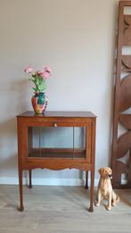 5. Prachtig vintage theekastje met geslepen glas en ster, Huis en Inrichting, Kasten | Vitrinekasten, Ophalen, Eikenhout, 50 tot 100 cm